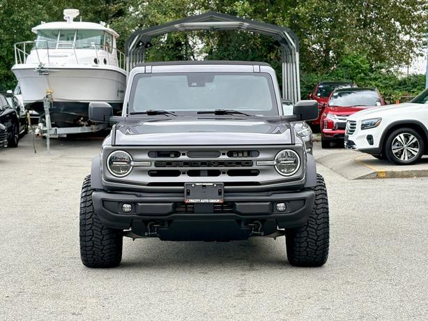 2022 Ford Bronco image 3