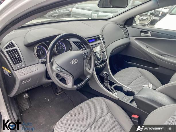 2012 Hyundai Sonata GLS BLUETOOTH! HEATED SEATS! image 6