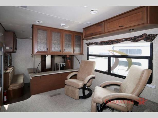 Used 2015 Highland Ridge RV Open Range 311FRL image 7