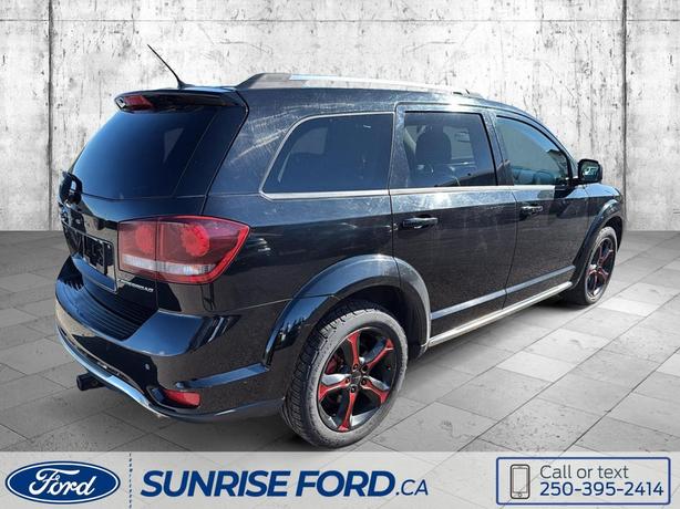 2015 Dodge Journey Limited, 7 PASSENGER SEATING image 5