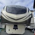Used 2020 Grand Design Solitude 310GK thumbnail image 2