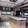 Used 2020 Grand Design Solitude 310GK thumbnail image 8