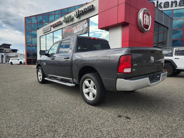 2021 RAM 1500 Classic SLT | 5.7L HEMI V8 | 5'7" Box | Engine Block Heater | Blue image 4