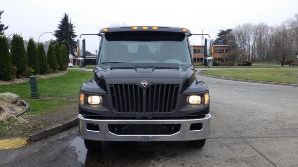 2012 International TerraStar Dump Truck Diesel Dually Hydraulic Brakes image 3