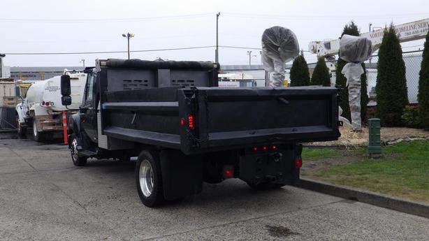 2012 International TerraStar Dump Truck Diesel Dually Hydraulic Brakes image 8