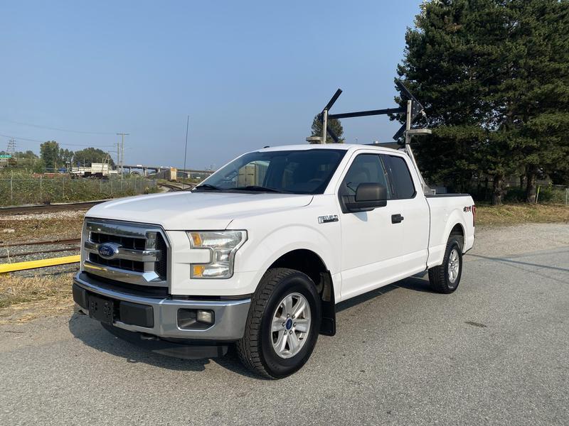 2016 Ford F-150 SuperCab 6.5 foot box  4WD TRAFFIC CONTROL SIGN display photo