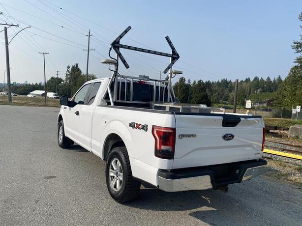 2016 Ford F-150 SuperCab 6.5 foot box  4WD TRAFFIC CONTROL SIGN image 3