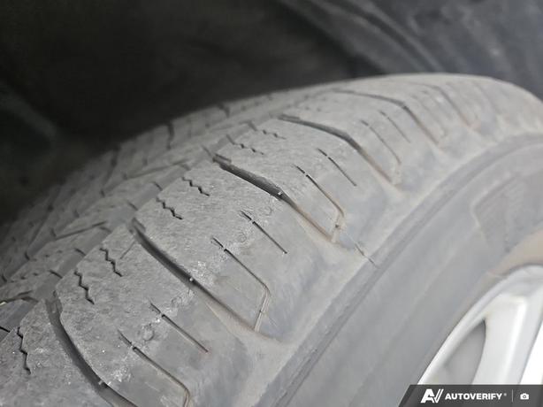 2013 Acura RDX Tech Pkg | Premium Leather | Heated Seats! image 7