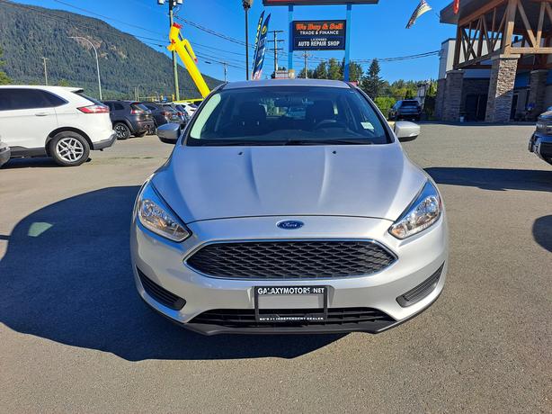 2016 Ford Focus SE - Back up Camera, LOW KMS image 3