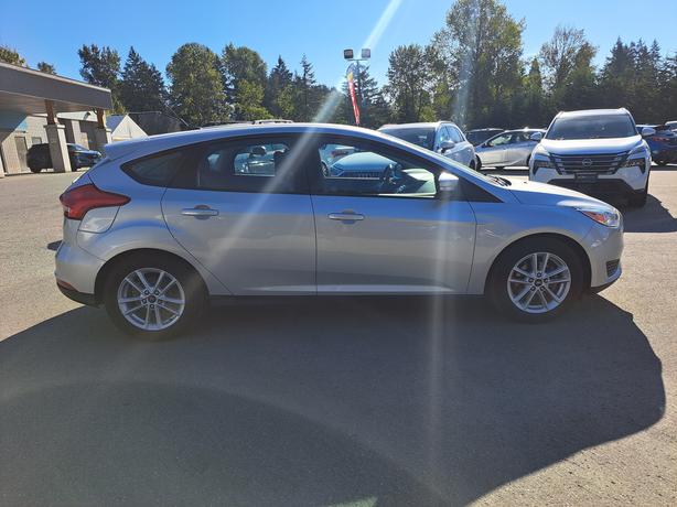 2016 Ford Focus SE - Back up Camera, LOW KMS image 5