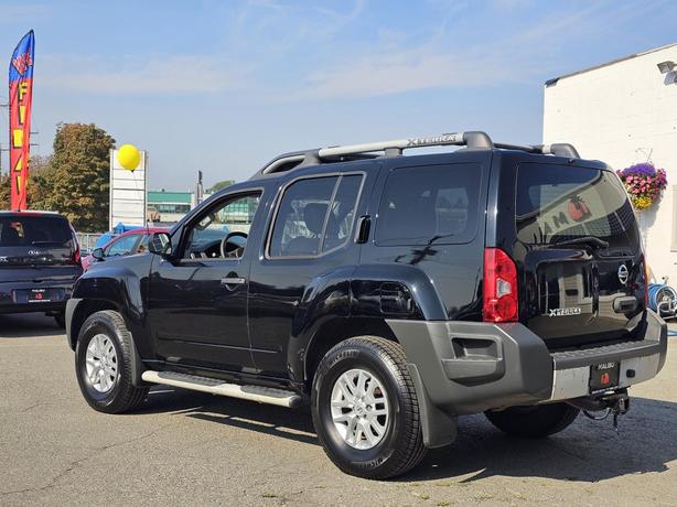 2014 Nissan Xterra 4WD 4dr Auto S image 4