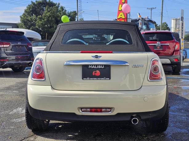 2012 MINI Convertible 2dr image 3