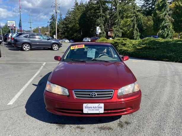 2000 Toyota  Camry CE image 2