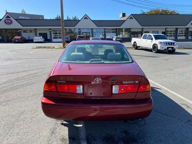 2000 Toyota  Camry CE image 6