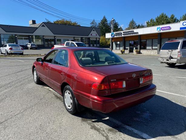 2000 Toyota  Camry CE image 7