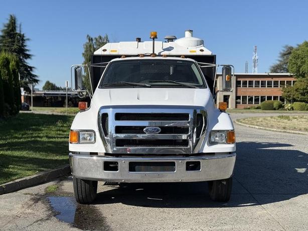 2006 Ford F-650 Vacuum Truck  2WD Diesel image 3