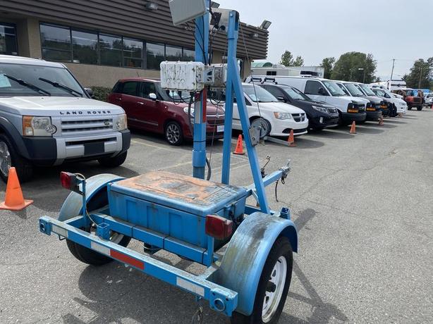 2003 Ver-Mac Surveillance/Communication Trailer Single-Axle Towable Unit image 4