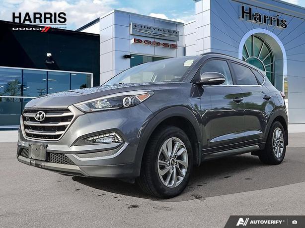 2016 Hyundai Tucson AWD 4dr 2.0L Luxury | Back Up Camera | No Reported Accidents image 1
