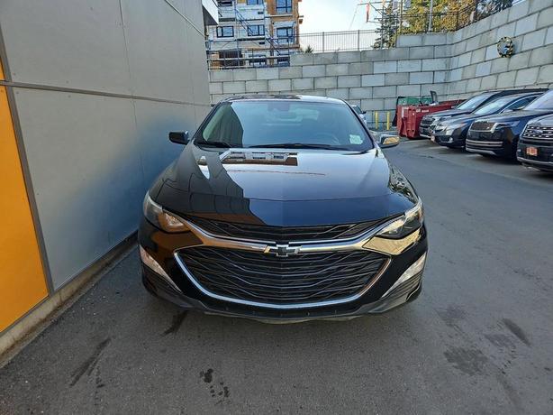 2023 Chevrolet Malibu 1LT | No Reported Accidents | Remote Start! image 2