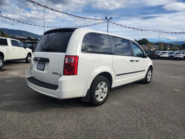 2010 Dodge Grand Caravan SE | FlexFuel image 3