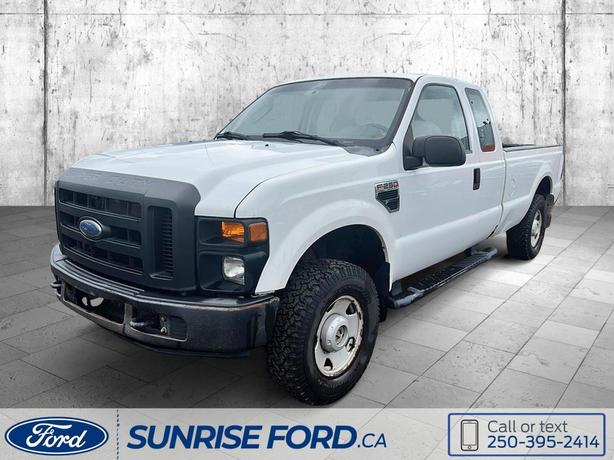 2008 Ford Super Duty F-250 SRW XL image 3