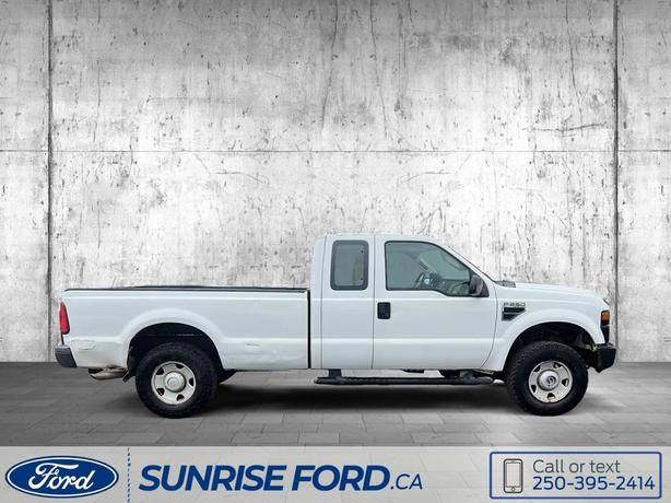 2008 Ford Super Duty F-250 SRW XL image 4