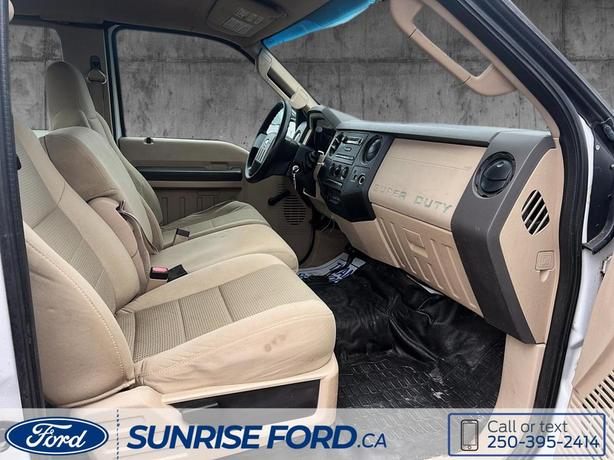 2008 Ford Super Duty F-250 SRW XL image 8