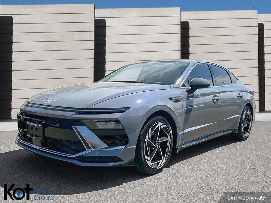 2025 Hyundai Sonata Preferred-Trend AWD PANORAMIC SUNROOF! BLUETOOTH! LEATHER SE display photo