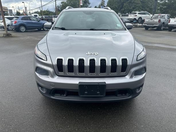 2014 Jeep Cherokee 4X4 image 8