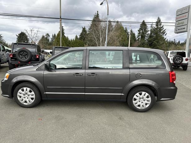 2016 Dodge Grand Caravan Value Package image 2