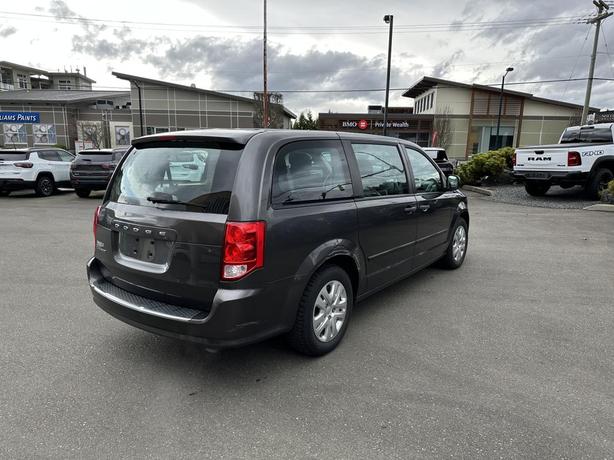 2016 Dodge Grand Caravan Value Package image 5