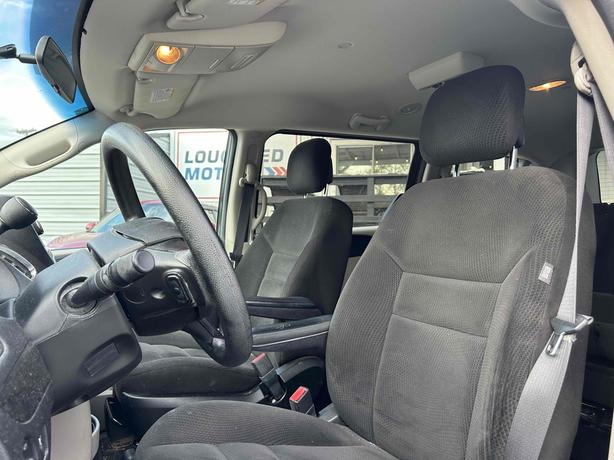 2016 Dodge Grand Caravan image 4