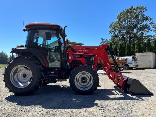 2024 Mahindra Tractor 6075 Cab 4WD image 3