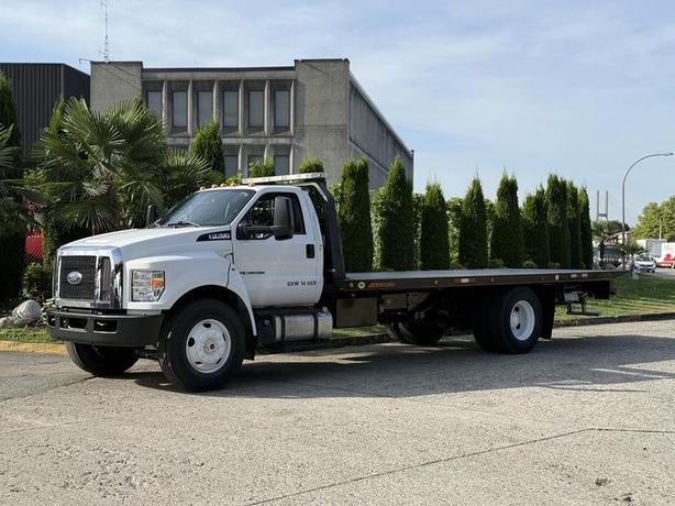 2018 Ford F-750 22-Foot Roll-Off Flat Deck Diesel Tow Truck with Wheel Lift image 5