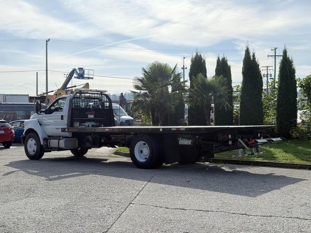 2018 Ford F-750 22-Foot Roll-Off Flat Deck Diesel Tow Truck with Wheel Lift image 7