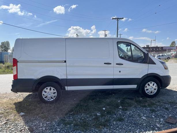 2017 Ford Transit 150 Van Low Roof 130-inches Wheel Base Cargo Van image 6
