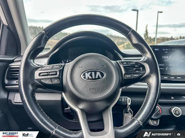 2021 Kia Rio5 LX image 6