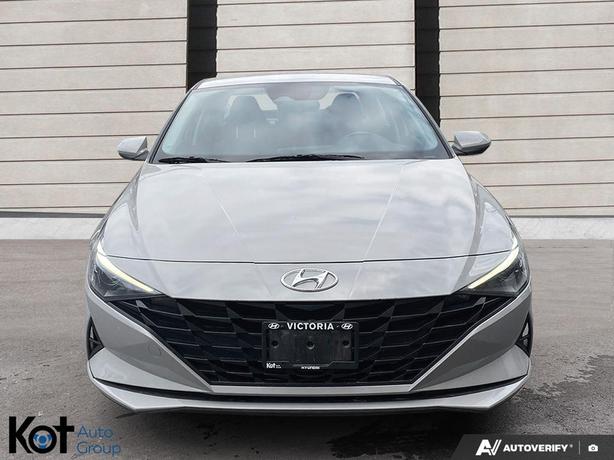 2021 Hyundai Elantra Preferred COLLISION AVOIDANCE! BLUETOOTH! HEATED SEATS! image 2