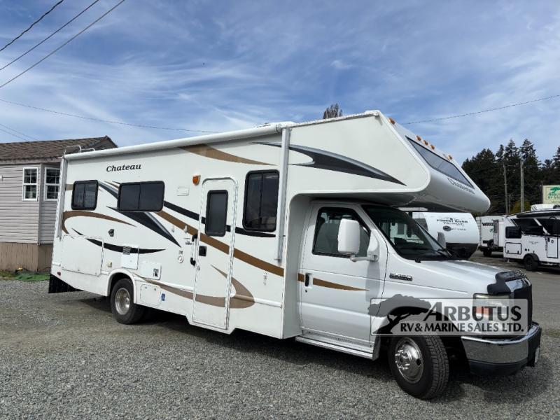 Used 2010 Thor Motor Coach Chateau 25C display photo