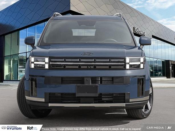 2025 Hyundai Santa Fe Luxury demo image 2