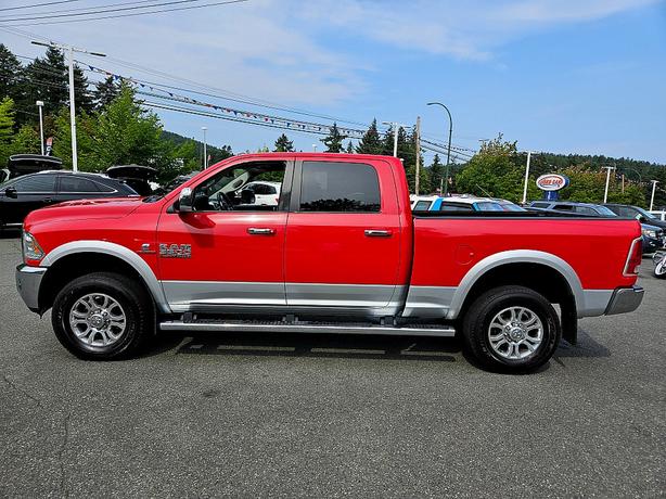 2015 Ram  3500 Laramie image 5