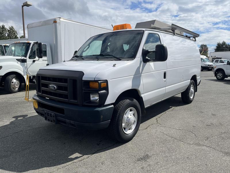 2009 Ford Econoline E-350 Super Duty Cargo Van Ladder Rack Rear Shelving display photo