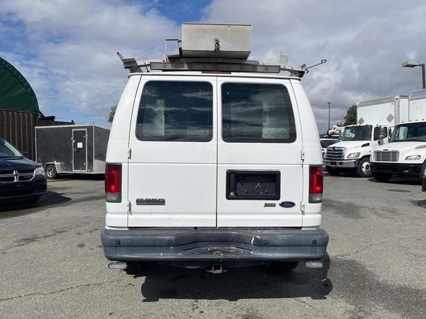 2009 Ford Econoline E-350 Super Duty Cargo Van Ladder Rack Rear Shelving image 4