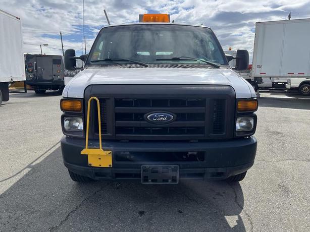 2009 Ford Econoline E-350 Super Duty Cargo Van Ladder Rack Rear Shelving image 8