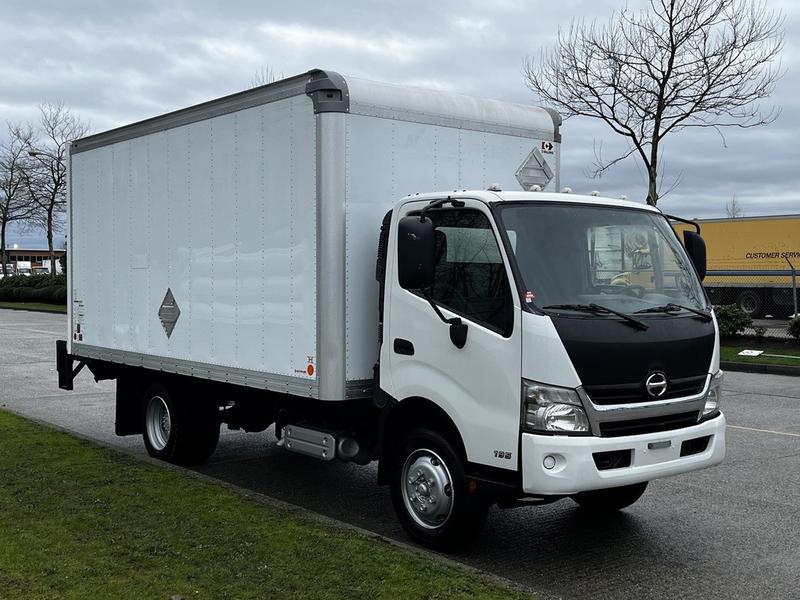 2019 Hino 195 16 Foot Cube Van 3-Seater Diesel with Power Lift Tailgate display photo