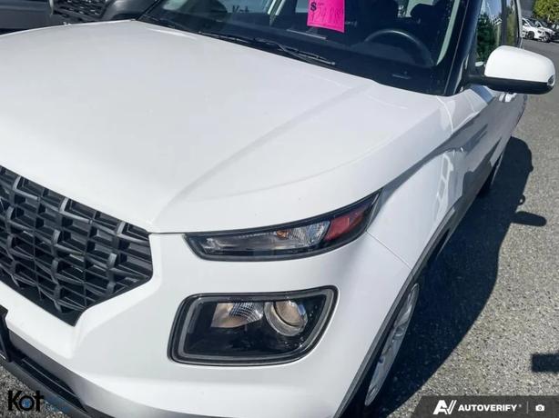 2023 HYUNDAI VENUE image 8