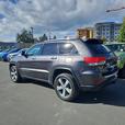 2015 Jeep Grand Cherokee Limited 4x4 | Power Sunroof | Remote Start! thumbnail image 4