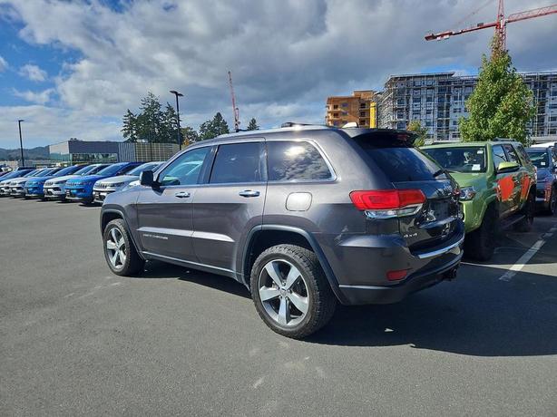 2015 Jeep Grand Cherokee Limited 4x4 | Power Sunroof | Remote Start! image 4