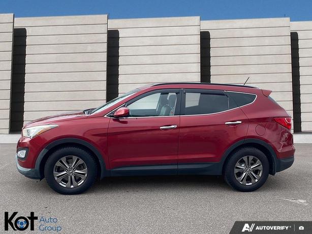 2013 Hyundai Santa Fe Premium TOW HITCH! HEATED SEATS! BLUETOOTH! image 3