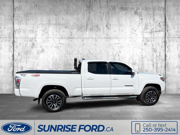 2020 Toyota Tacoma Trd Sport, EQUIPPED W/ TONNEAU COVER AND BACK RACK image 4